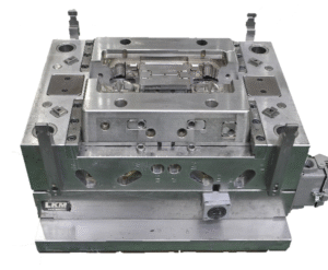 precision auto parts mold (2)